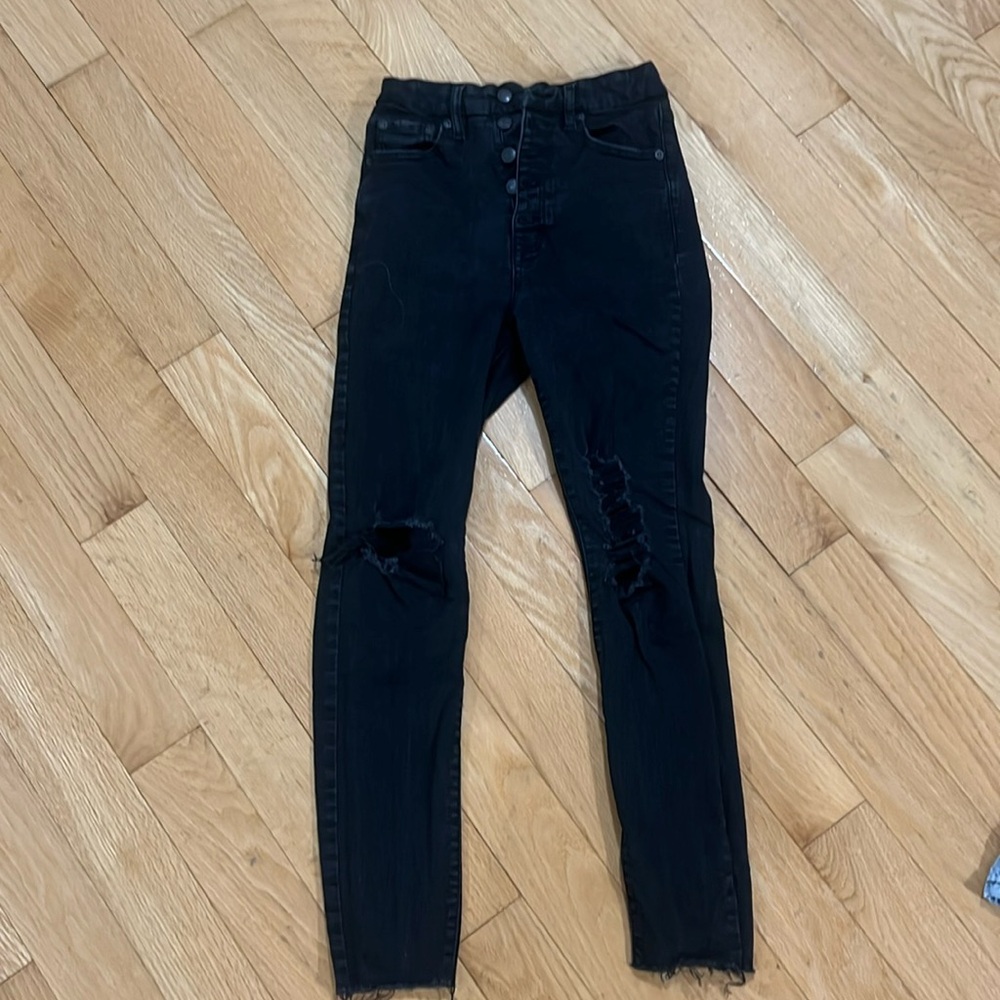 Aeropostale Distressed Black Skinny Jeans